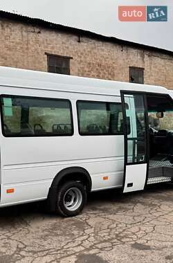 Городской автобус Mercedes-Benz Sprinter 2002 в 