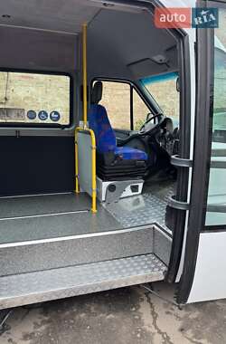 Городской автобус Mercedes-Benz Sprinter 2002 в 