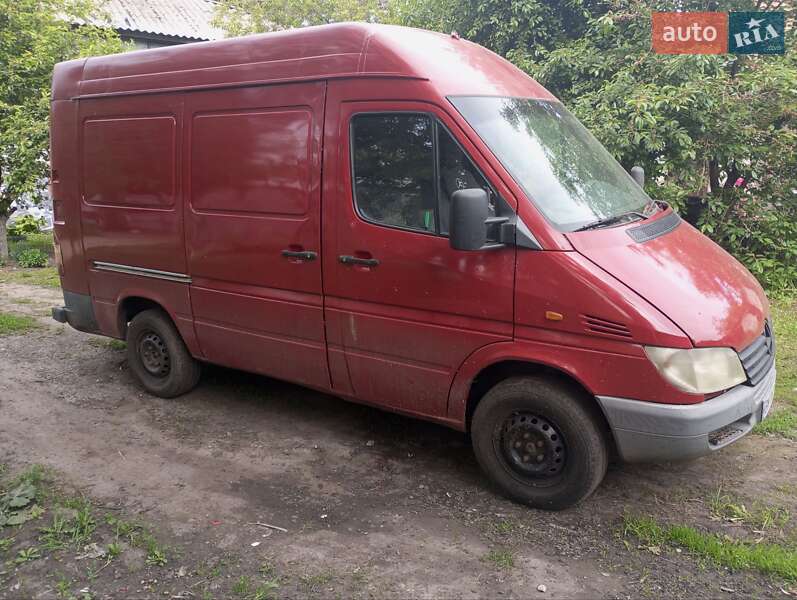 Грузовой фургон Mercedes-Benz Sprinter 2002 в Конотопе
