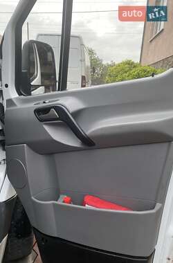 Грузовой фургон Mercedes-Benz Sprinter 2014 в 