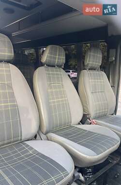 Микроавтобус Mercedes-Benz Sprinter 2004 в 