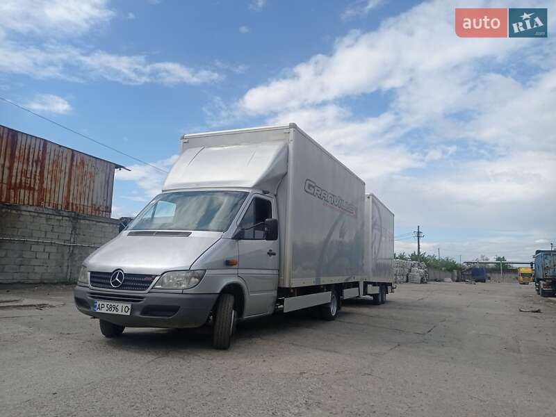 Mercedes-Benz Sprinter 2006