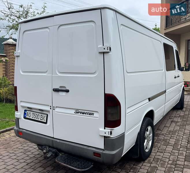 Мікроавтобус Mercedes-Benz Sprinter 2004 в Тячеві