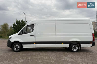 Грузопассажирский фургон Mercedes-Benz Sprinter 2021 в 