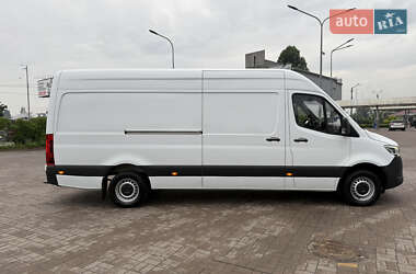 Грузопассажирский фургон Mercedes-Benz Sprinter 2021 в 
