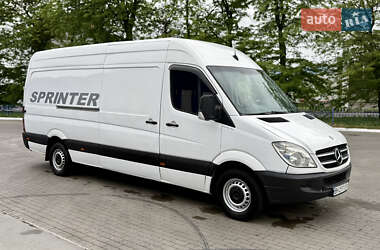 Грузовой фургон Mercedes-Benz Sprinter 2007 в 
