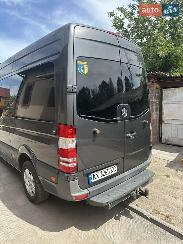 Вантажопасажирський фургон Mercedes-Benz Sprinter 2010 в Харкові