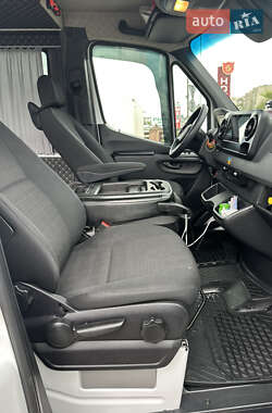 Грузопассажирский фургон Mercedes-Benz Sprinter 2019 в 