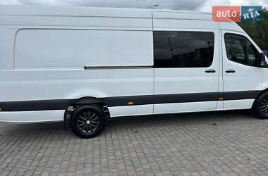 Грузопассажирский фургон Mercedes-Benz Sprinter 2019 в 