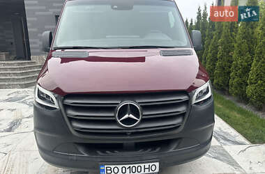Грузовой фургон Mercedes-Benz Sprinter 2019 в 
