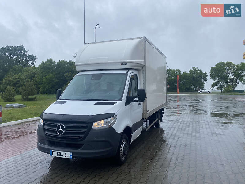 Грузовой фургон Mercedes-Benz Sprinter 2020 в 