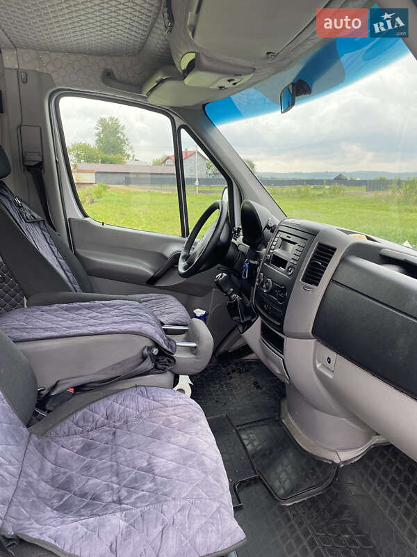 Микроавтобус Mercedes-Benz Sprinter 2016 в Львове фото 12 Микроавтобус Mercedes-Benz Sprinter 2016 в Львове