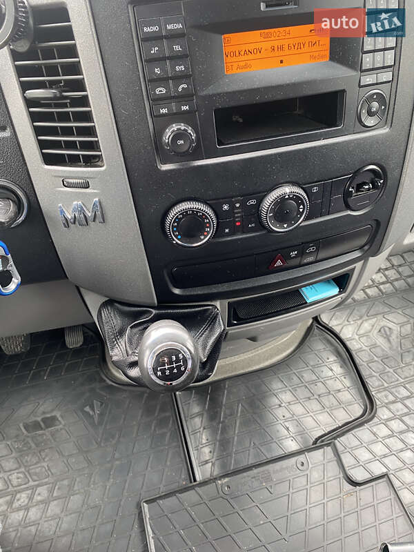 Микроавтобус Mercedes-Benz Sprinter 2016 в Львове фото 26 Микроавтобус Mercedes-Benz Sprinter 2016 в Львове