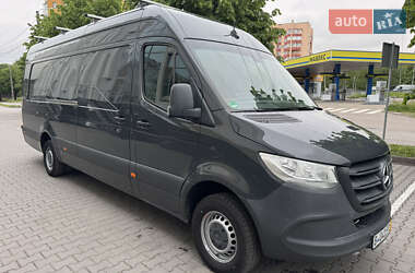 Грузовой фургон Mercedes-Benz Sprinter 2019 в 