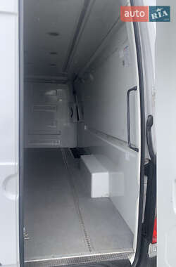 Другие грузовики Mercedes-Benz Sprinter 2019 в 