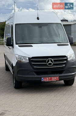 Вантажний фургон Mercedes-Benz Sprinter 2021 в 