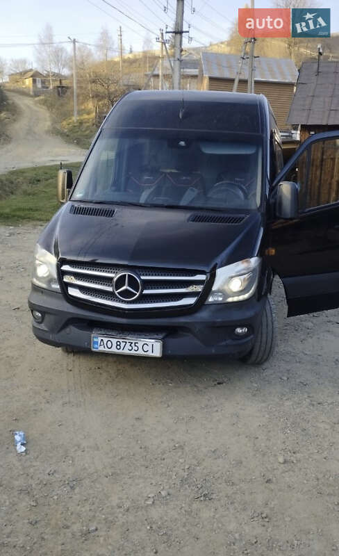 Вантажний фургон Mercedes-Benz Sprinter 2015 в Сваляві