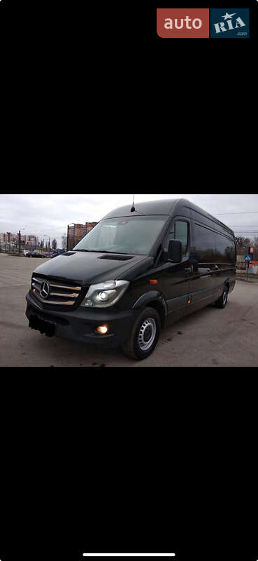 Вантажний фургон Mercedes-Benz Sprinter 2015 в Сваляві