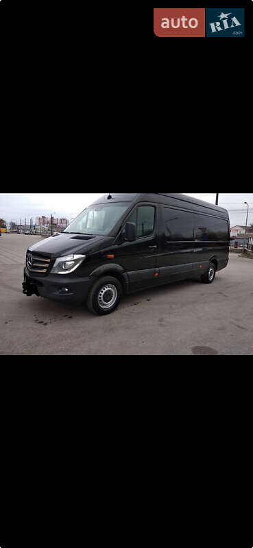 Вантажний фургон Mercedes-Benz Sprinter 2015 в Сваляві