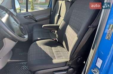 Грузовой фургон Mercedes-Benz Sprinter 2017 в 