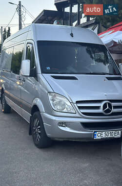 Микроавтобус Mercedes-Benz Sprinter 2012 в Сторожинце