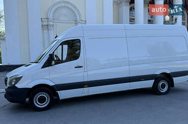 Вантажний фургон Mercedes-Benz Sprinter 2015 в 