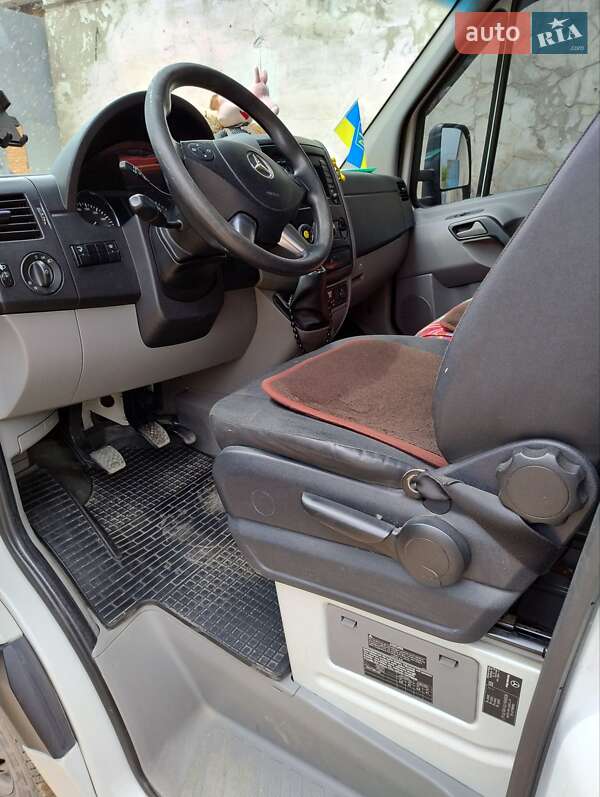 Вантажний фургон Mercedes-Benz Sprinter 2013 в Ромнах фото 10 Вантажний фургон Mercedes-Benz Sprinter 2013 в Ромнах