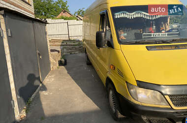 Грузовой фургон Mercedes-Benz Sprinter 2004 в 