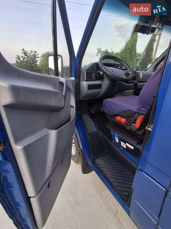 Грузопассажирский фургон Mercedes-Benz Sprinter 1999 в Романковцах