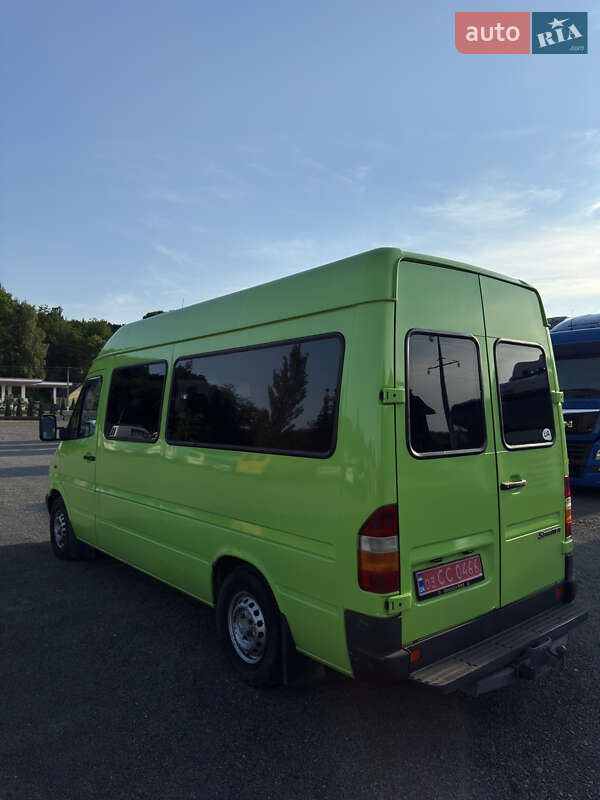 Микроавтобус Mercedes-Benz Sprinter 2000 в Иршаве