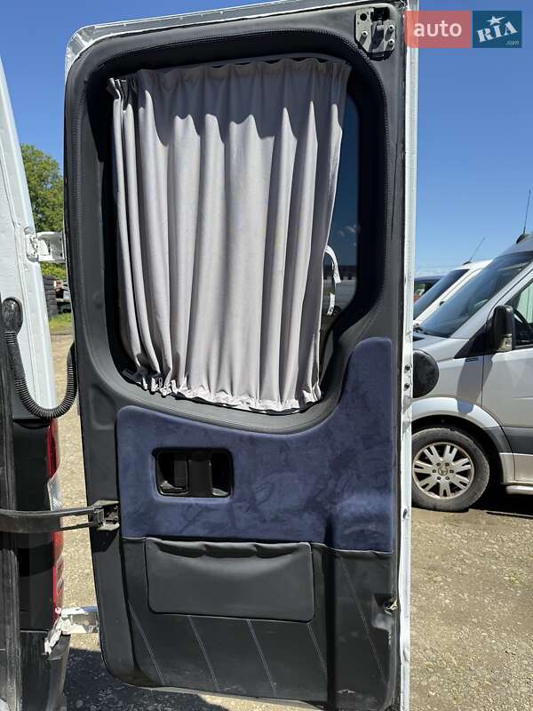 Микроавтобус Mercedes-Benz Sprinter 2007 в Стрые фото 11 Микроавтобус Mercedes-Benz Sprinter 2007 в Стрые