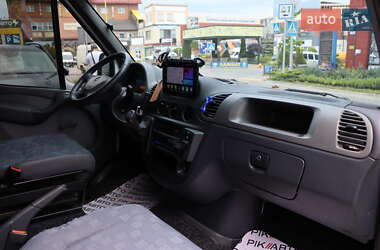 Микроавтобус Mercedes-Benz Sprinter 2005 в 