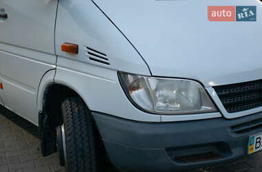 Вантажний фургон Mercedes-Benz Sprinter 2005 в 