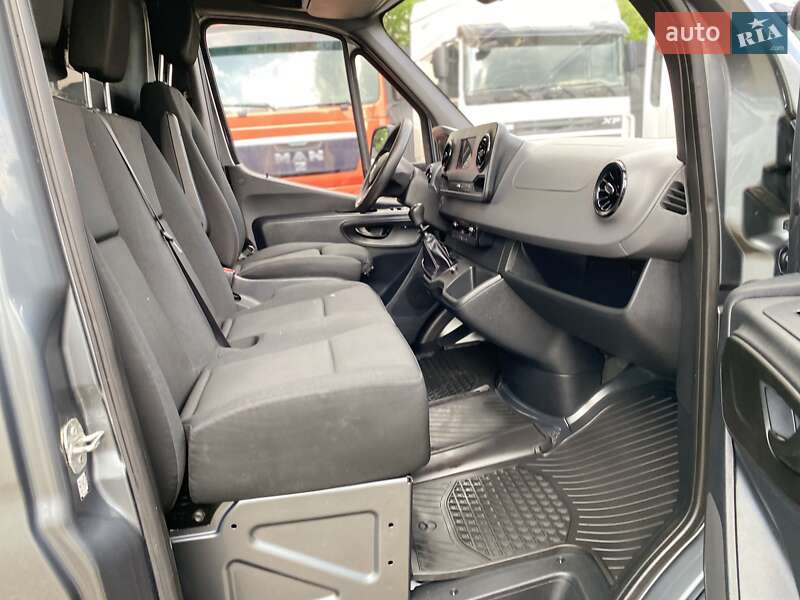 Тентований Mercedes-Benz Sprinter 2019 в Хусті
