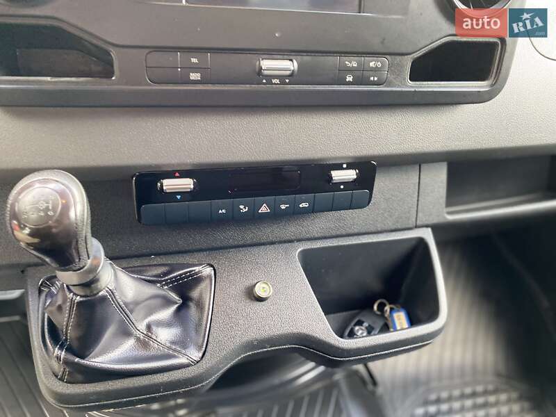 Тентований Mercedes-Benz Sprinter 2019 в Хусті