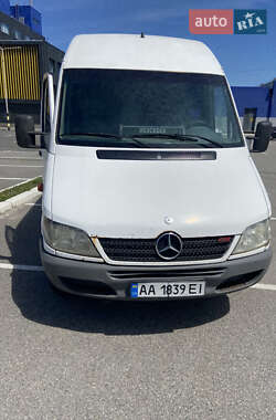 Вантажний фургон Mercedes-Benz Sprinter 2006 в Києві