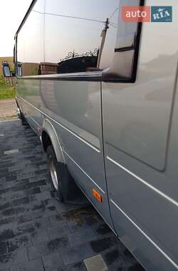 Туристический / Междугородний автобус Mercedes-Benz Sprinter 2001 в 