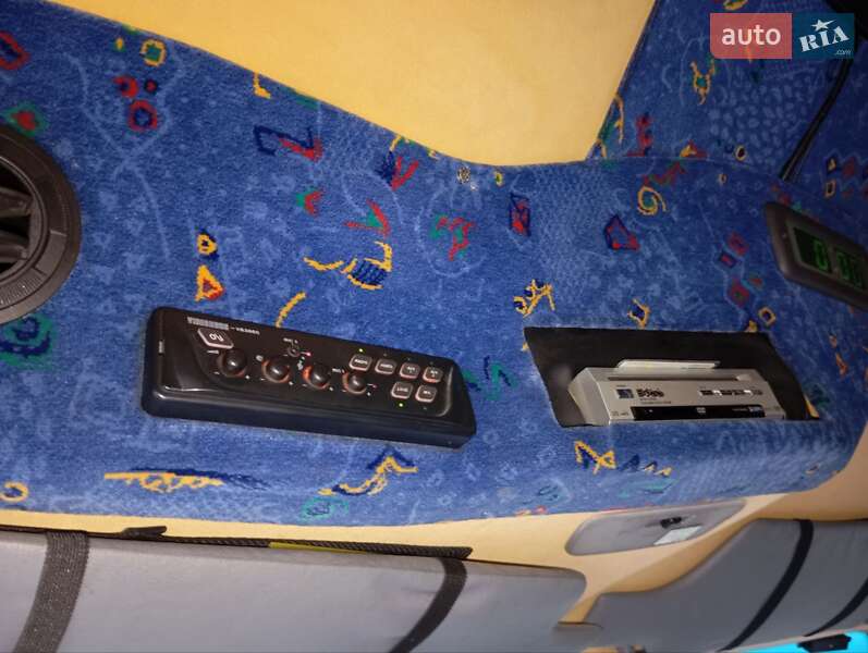 Туристический / Междугородний автобус Mercedes-Benz Sprinter 2001 в Тернополе