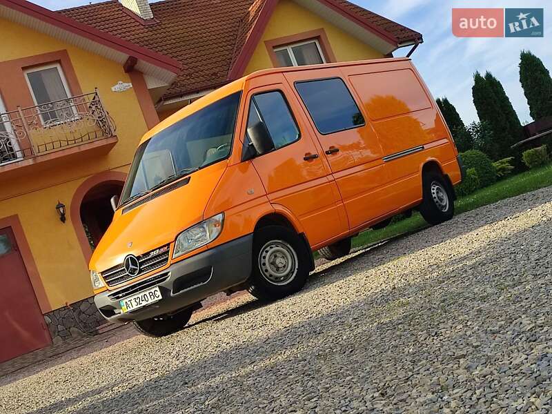 Mercedes-Benz Sprinter 2004