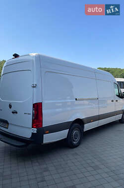 Грузовой фургон Mercedes-Benz Sprinter 2023 в 
