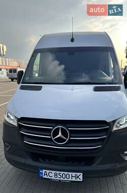Грузовой фургон Mercedes-Benz Sprinter 2019 в 
