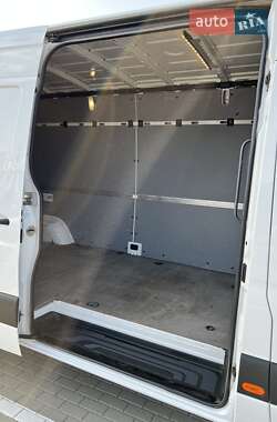 Грузовой фургон Mercedes-Benz Sprinter 2019 в 