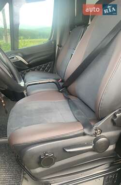 Микроавтобус Mercedes-Benz Sprinter 2012 в 