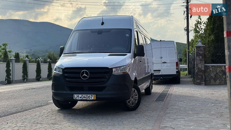 Грузовой фургон Mercedes-Benz Sprinter 2019 в Сваляве