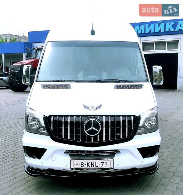 Вантажопасажирський фургон Mercedes-Benz Sprinter 2018 в Житомирі
