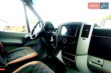 Грузопассажирский фургон Mercedes-Benz Sprinter 2018 в 