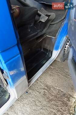 Микроавтобус Mercedes-Benz Sprinter 2000 в 
