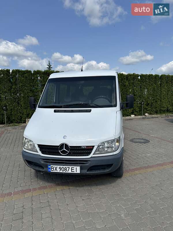 Mercedes-Benz Sprinter 2005