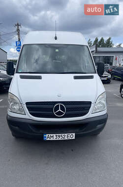 Вантажний фургон Mercedes-Benz Sprinter 2011 в Житомирі