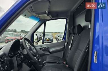 Грузовой фургон Mercedes-Benz Sprinter 2017 в 